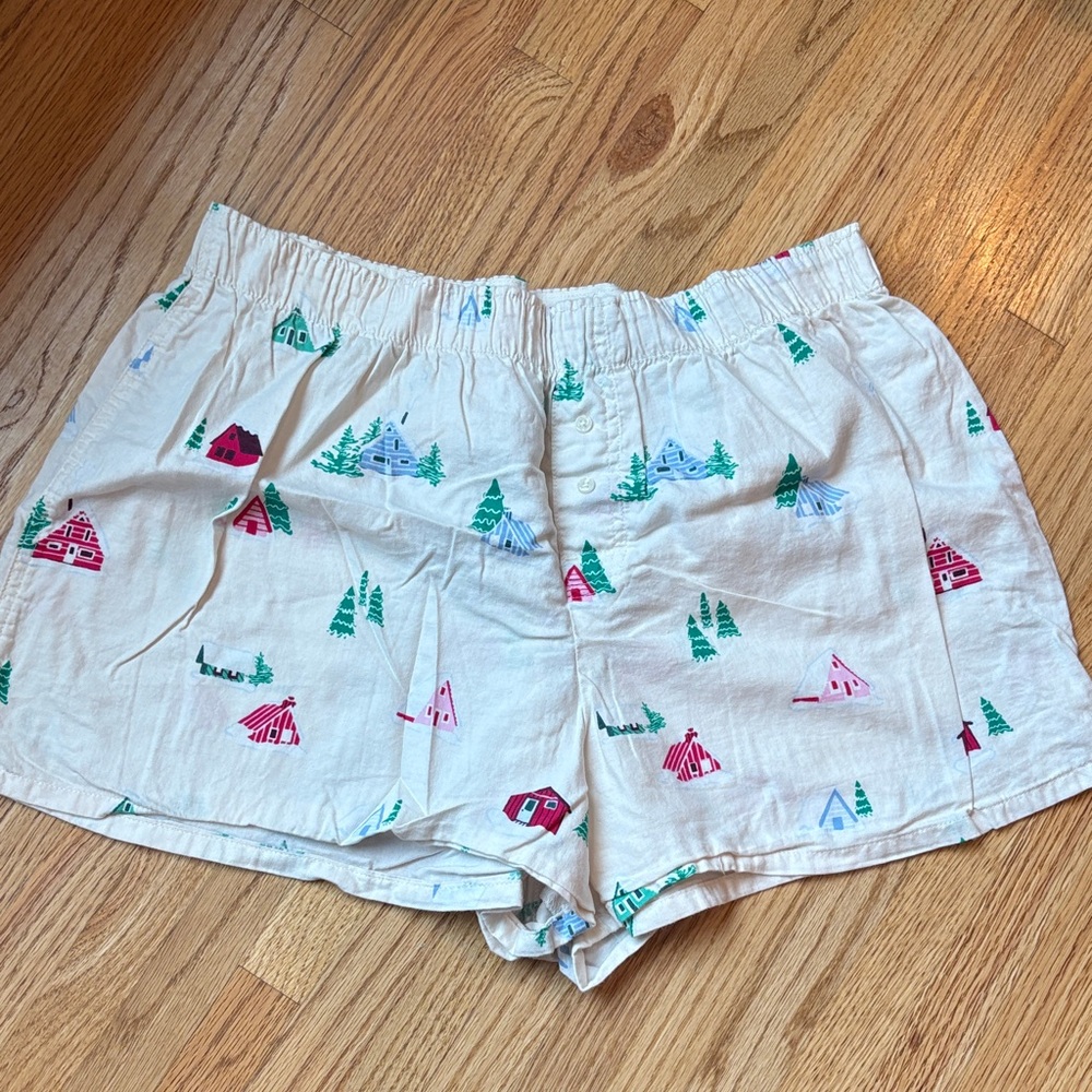 Colsie large Cream boxers with winter Christmas Colorful Print